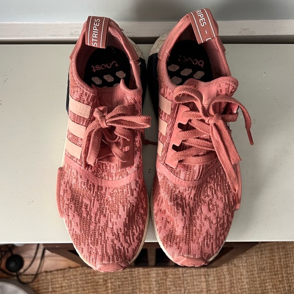 Adidas NMD R1 Glitch - Raw Pink/Trace Pink/Legend Ink - Picture 2 of 5